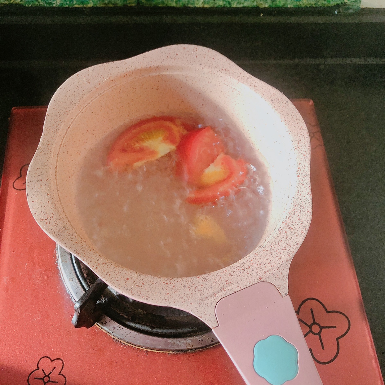 宝宝辅食-西红柿蛋汤面的做法 步骤1