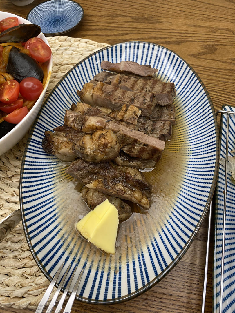 Costco煮易 | 香烤战斧式牛排 - Tomahawk Steak