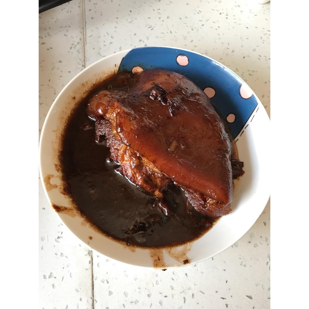 酱肘子
