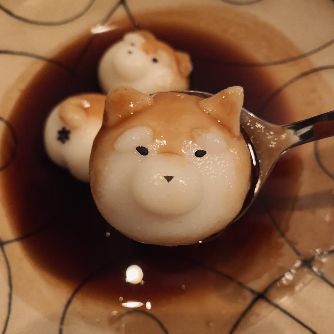 拥有小翘臀的柴犬糯米团子