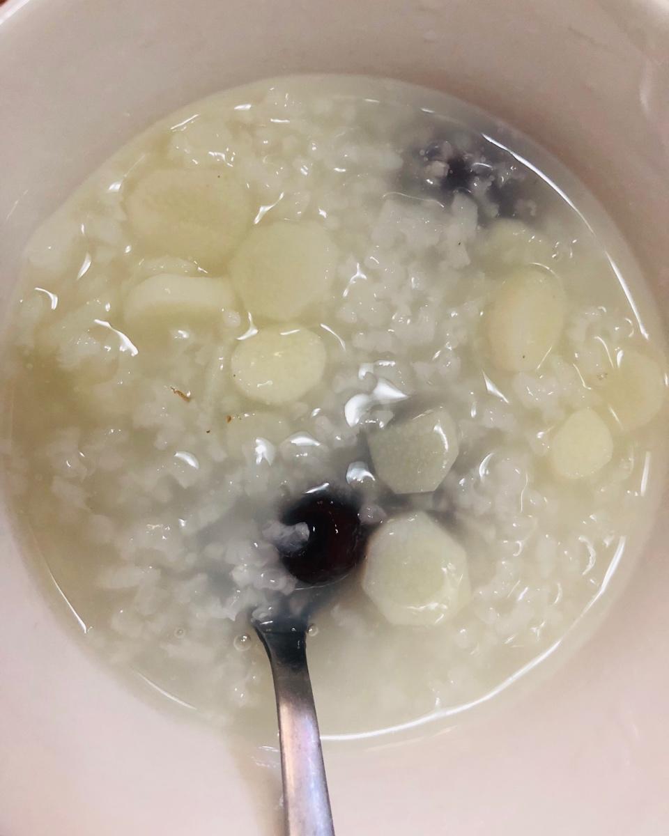 山药红枣糯米粥