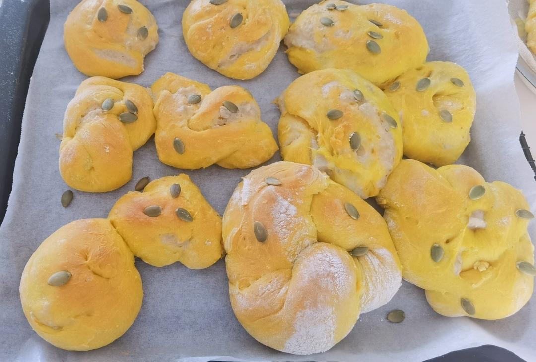 超级好吃||南瓜芋泥流沙包