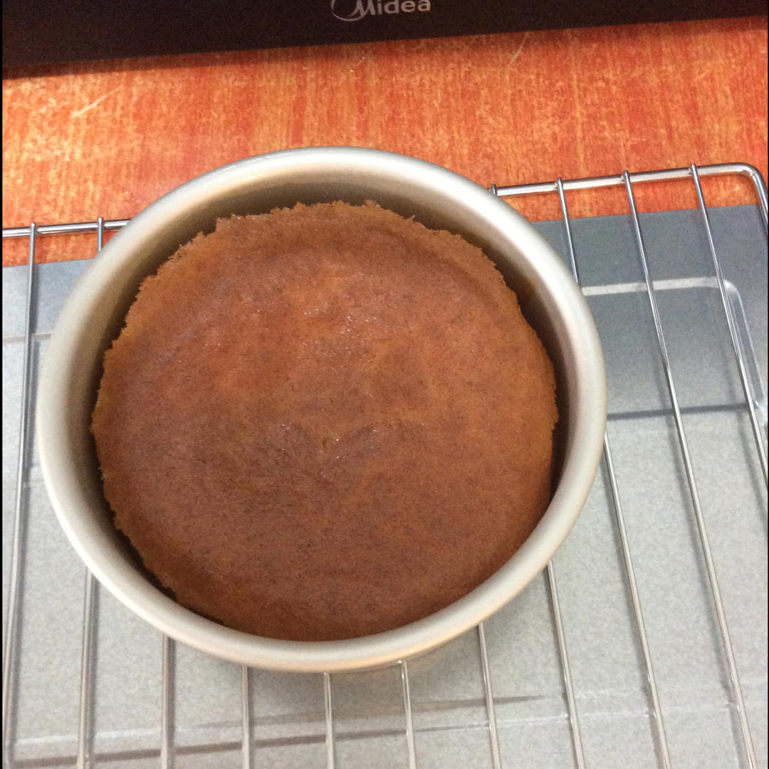 烤箱做蛋糕（戚风蛋糕的做法）
