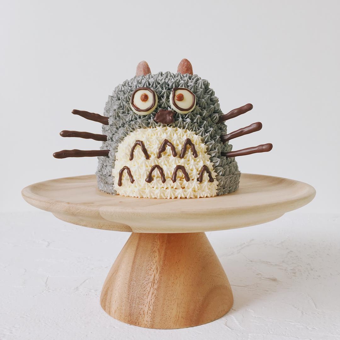 胖刀麻麻做的龙猫蛋糕