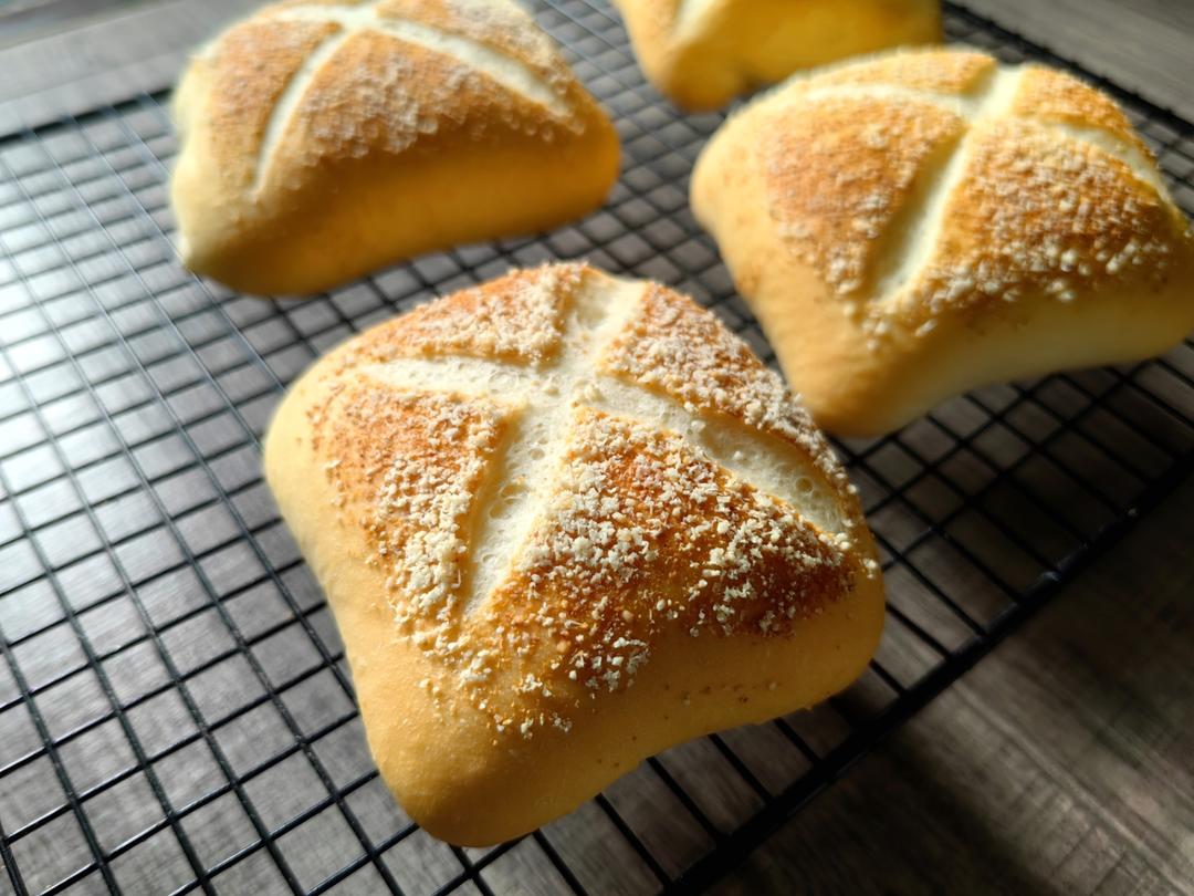 奥尔良芝士鸡肉面包