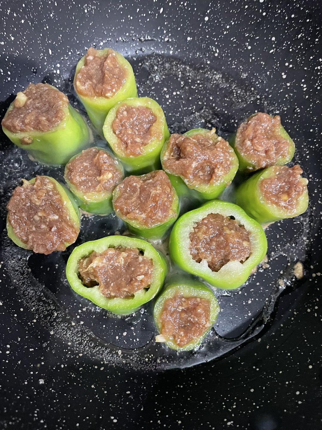 下饭菜肴--青椒酿肉