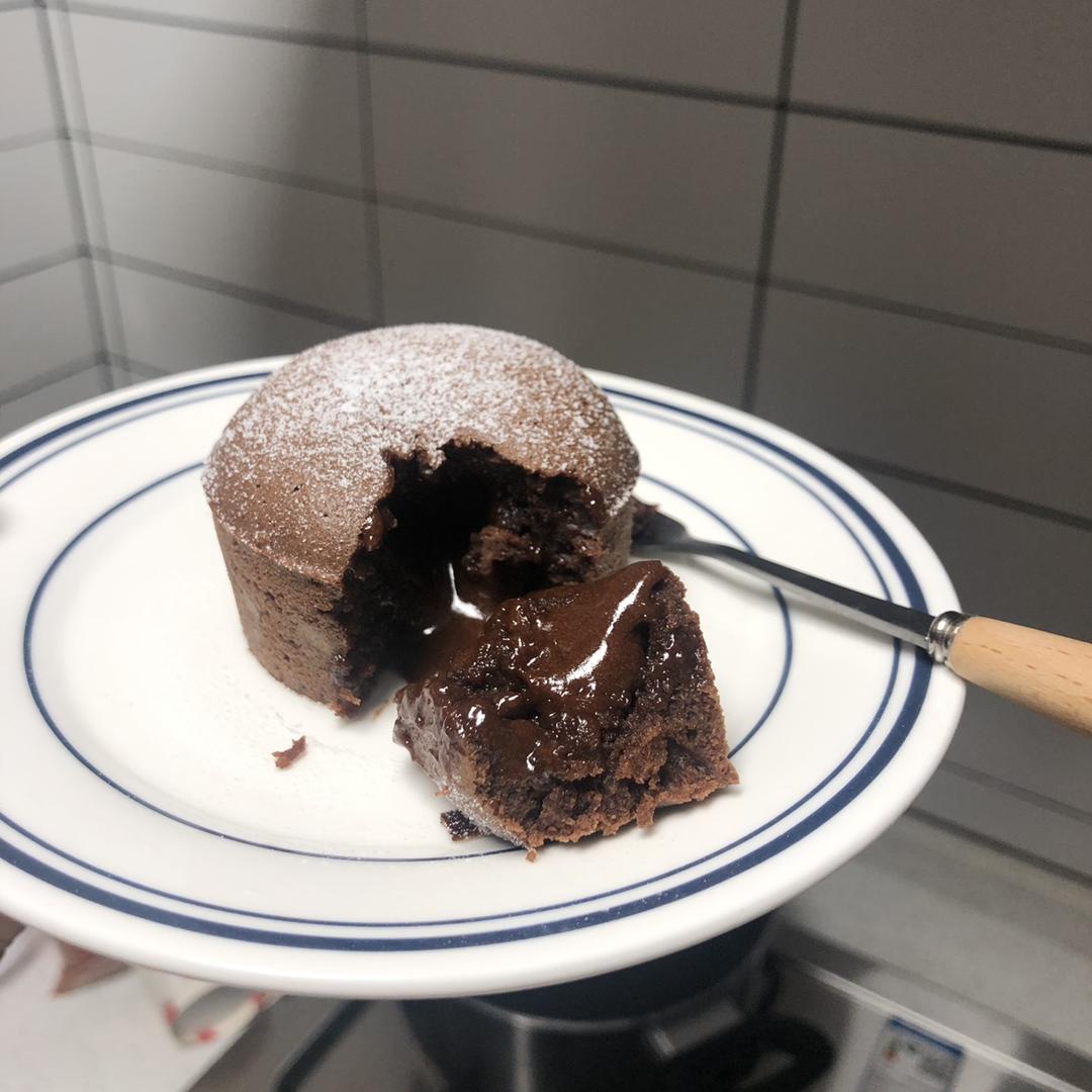巧克力熔岩蛋糕