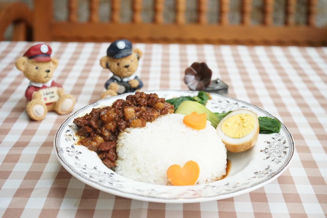 台式卤肉饭