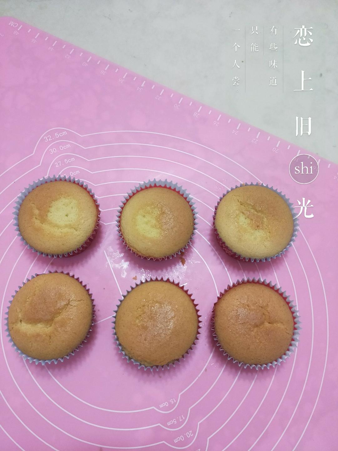 《Tinrry下午茶》教你做杏仁小蛋糕