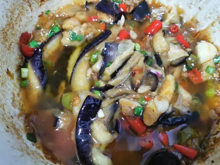 咸鱼茄子煲