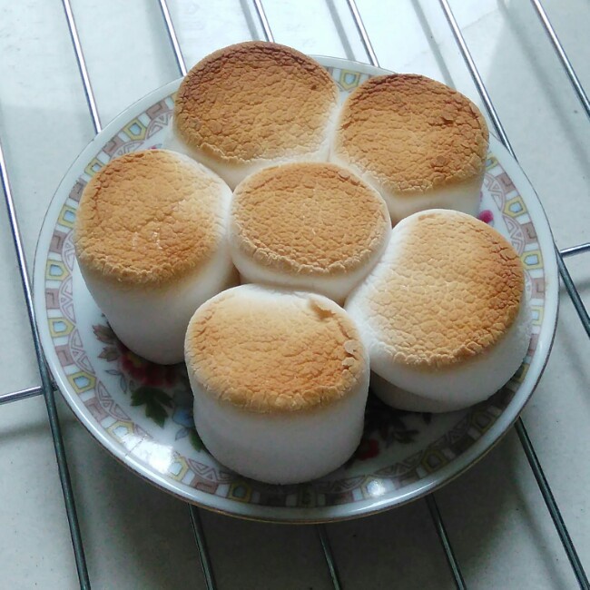 超简单的冬日甜点拉丝脆皮烤棉花糖