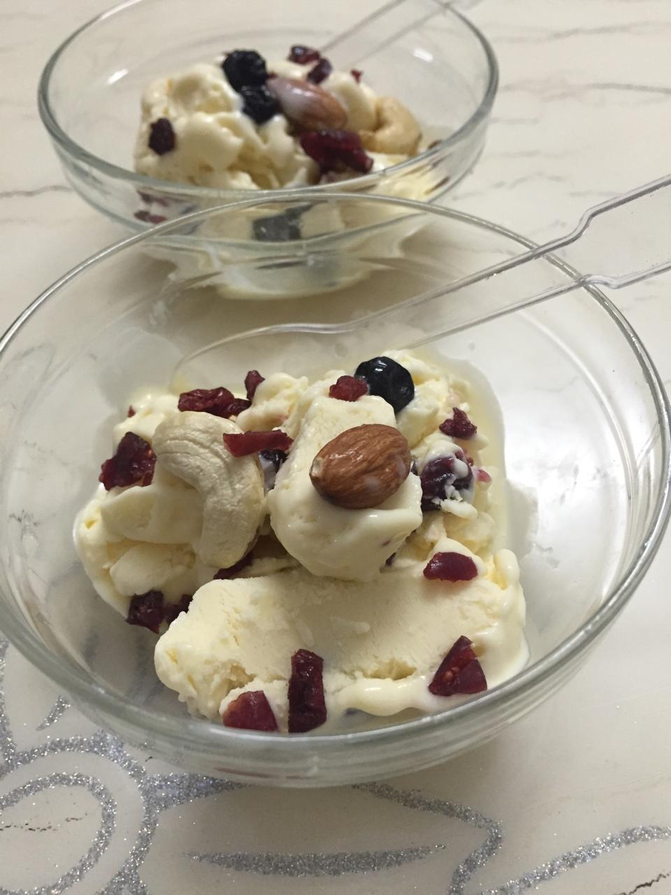 朗姆黑加仑冰淇淋 Rum Raisin Ice cream