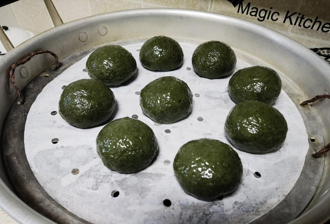 清明必吃的艾草青团