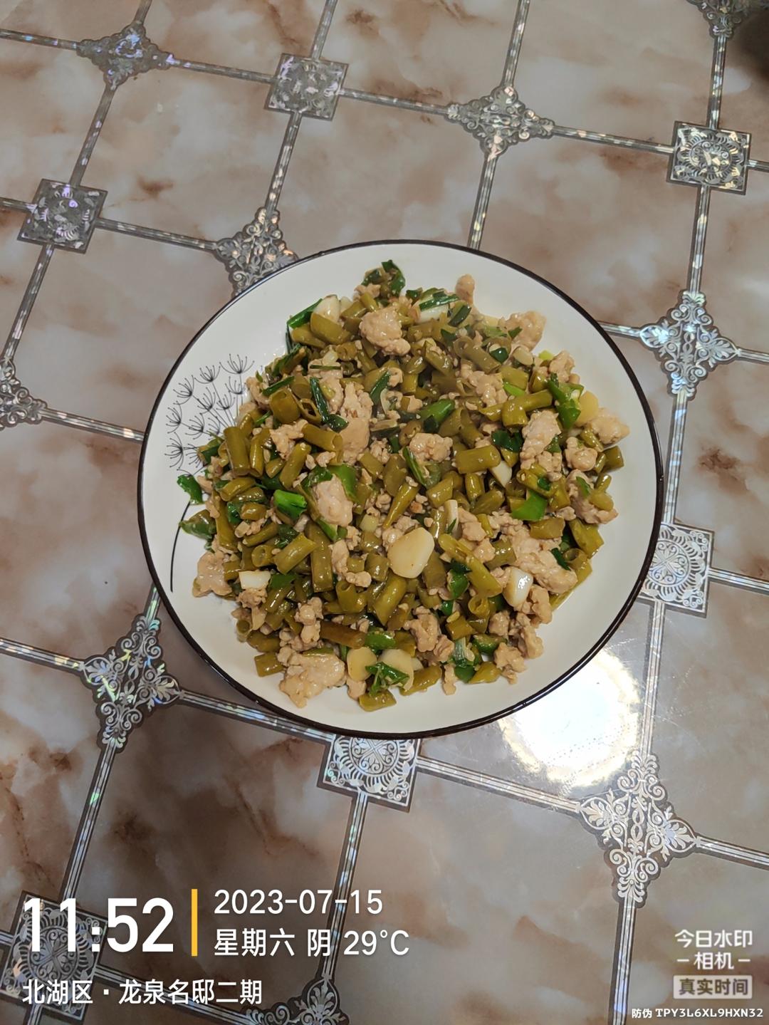 酸豆角肉沫