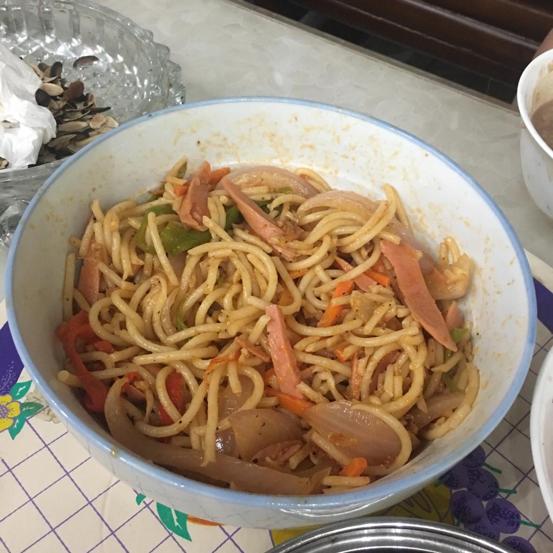 番茄意大利面