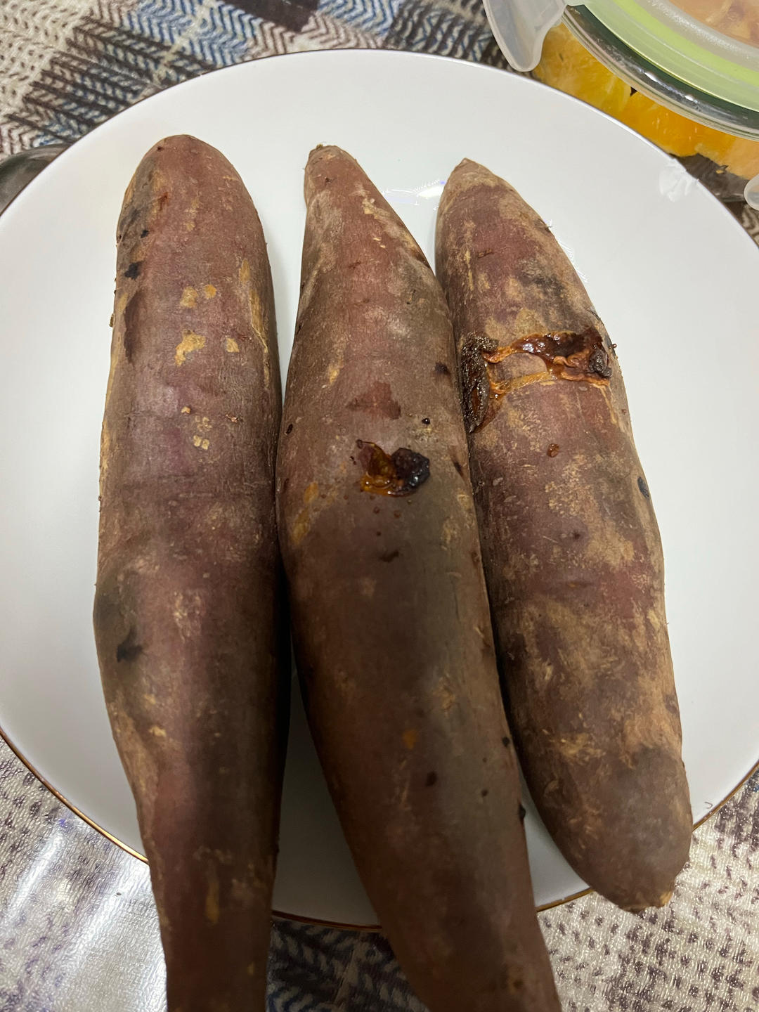 【糯唧唧的烤红薯】糖油四溢皮肉分离外糯里嫩吸溜着吃！