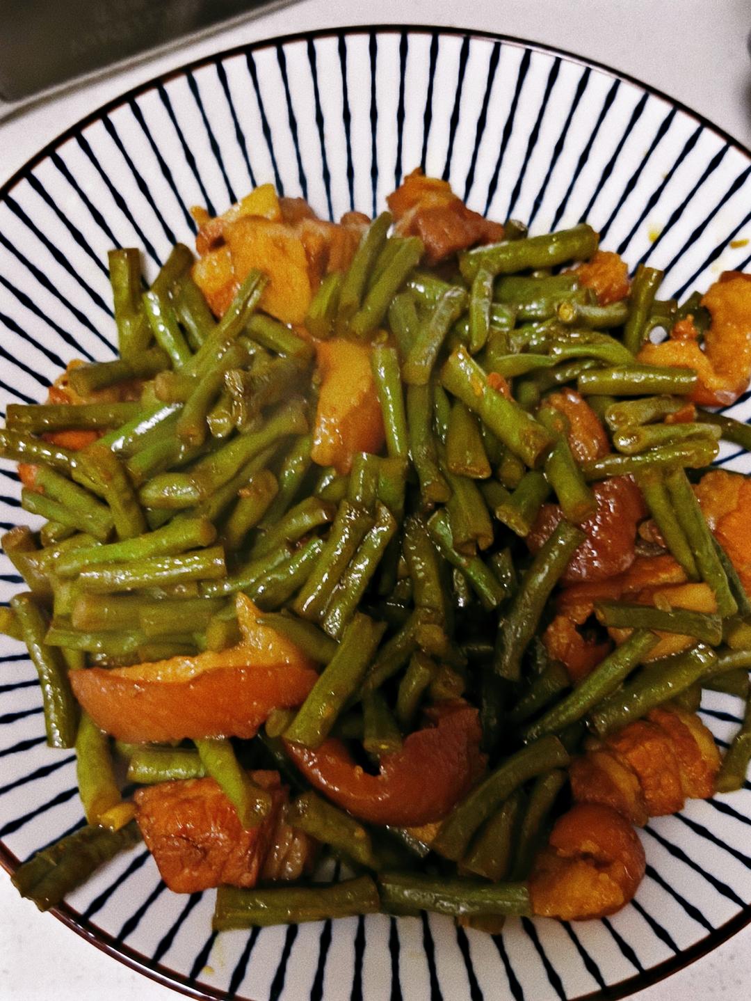 红烧肉炖豆角（绝对下饭）