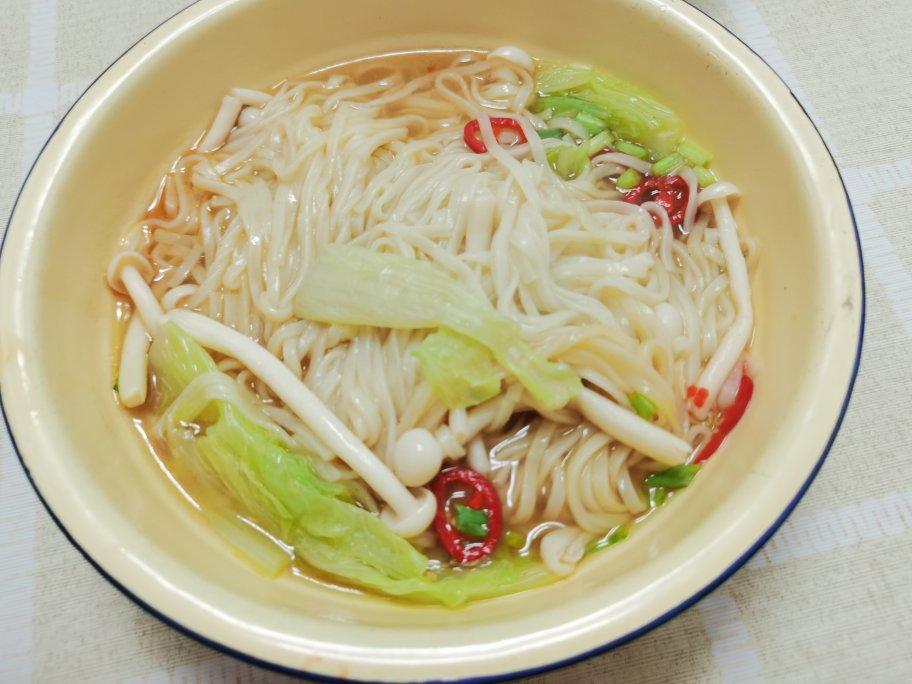 清汤挂面，清晨快手第一面