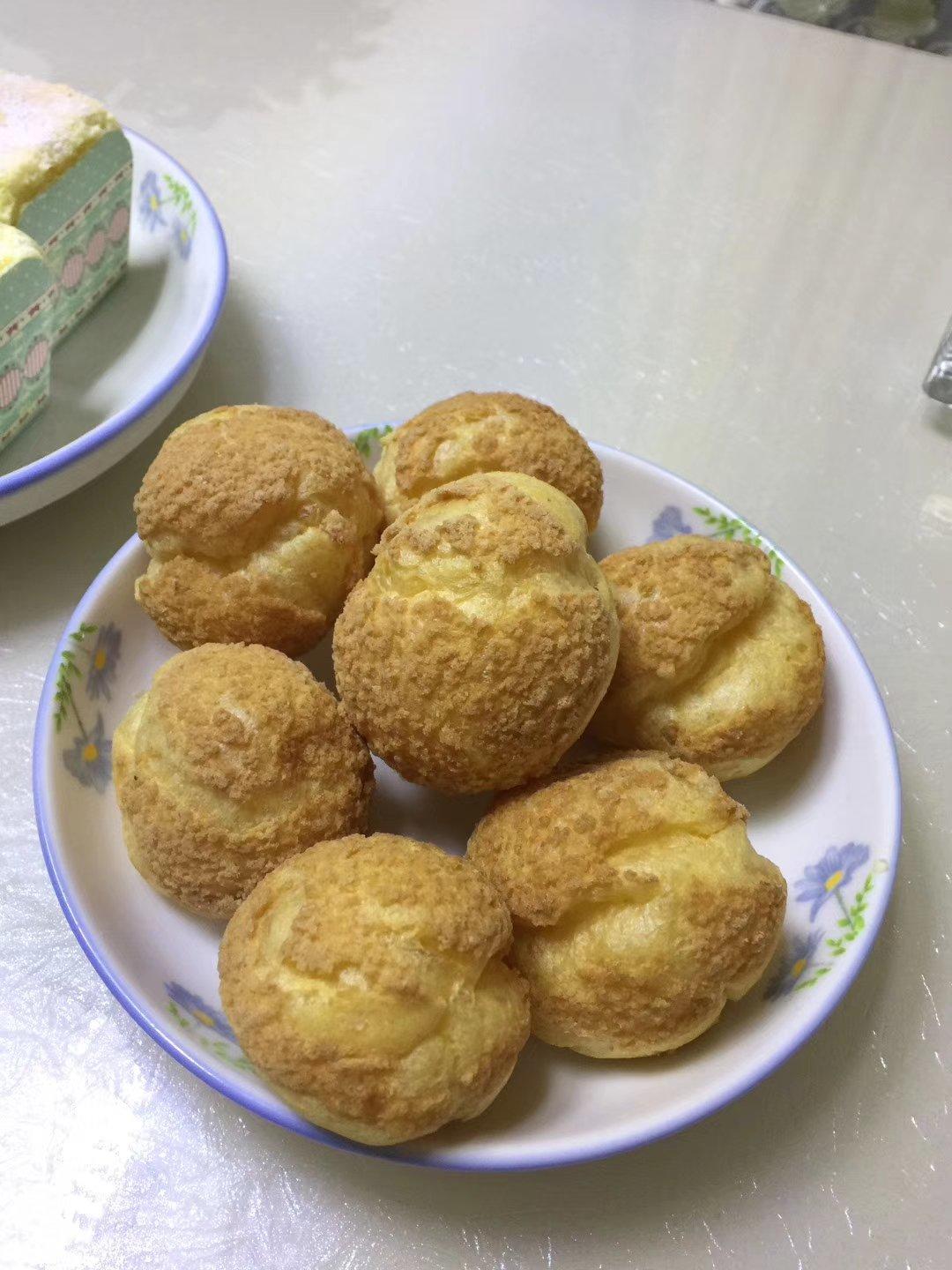 十分美味的酥皮泡芙