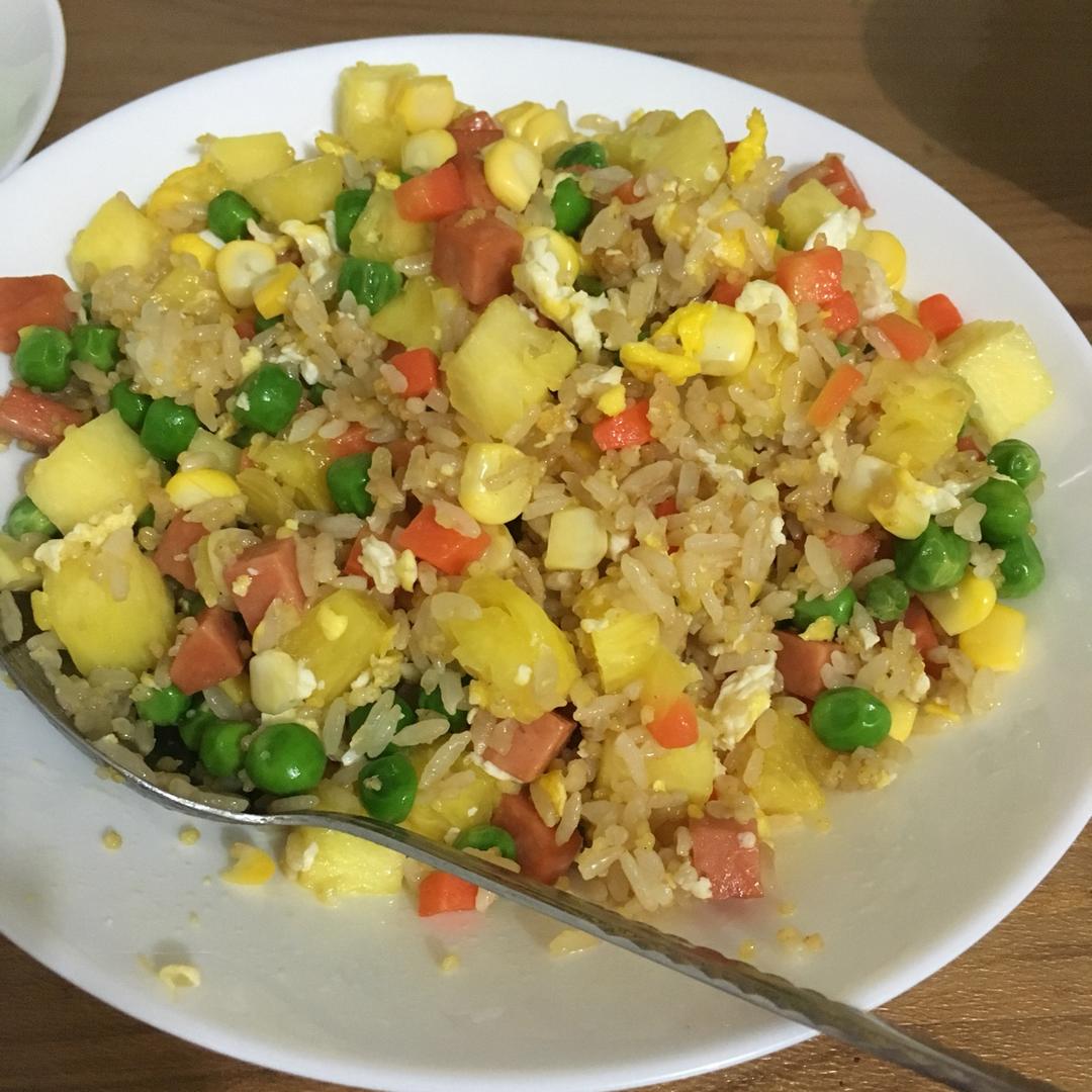 菠萝炒饭