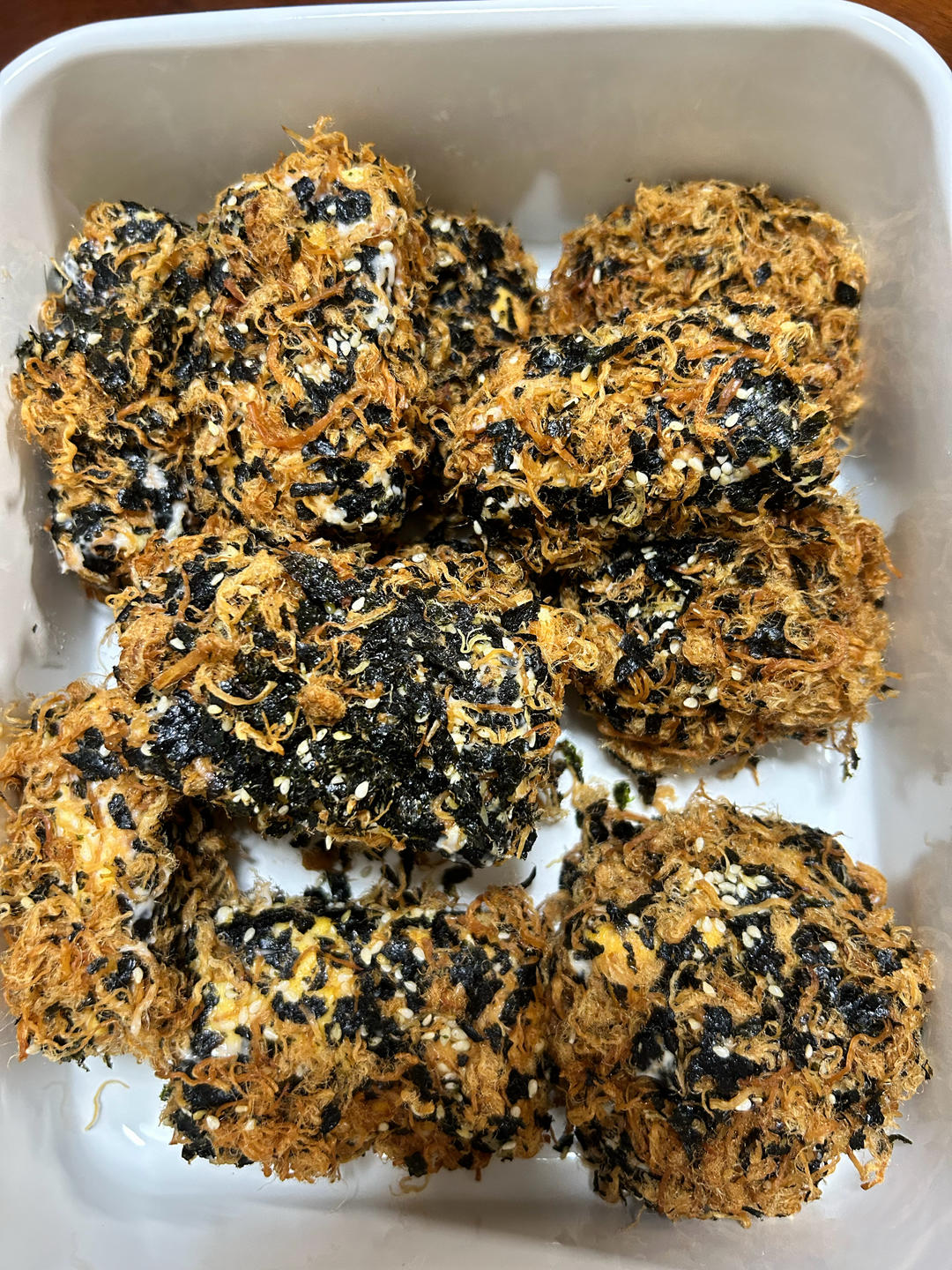 朋友都说比鲍师傅好吃的海苔肉松小贝