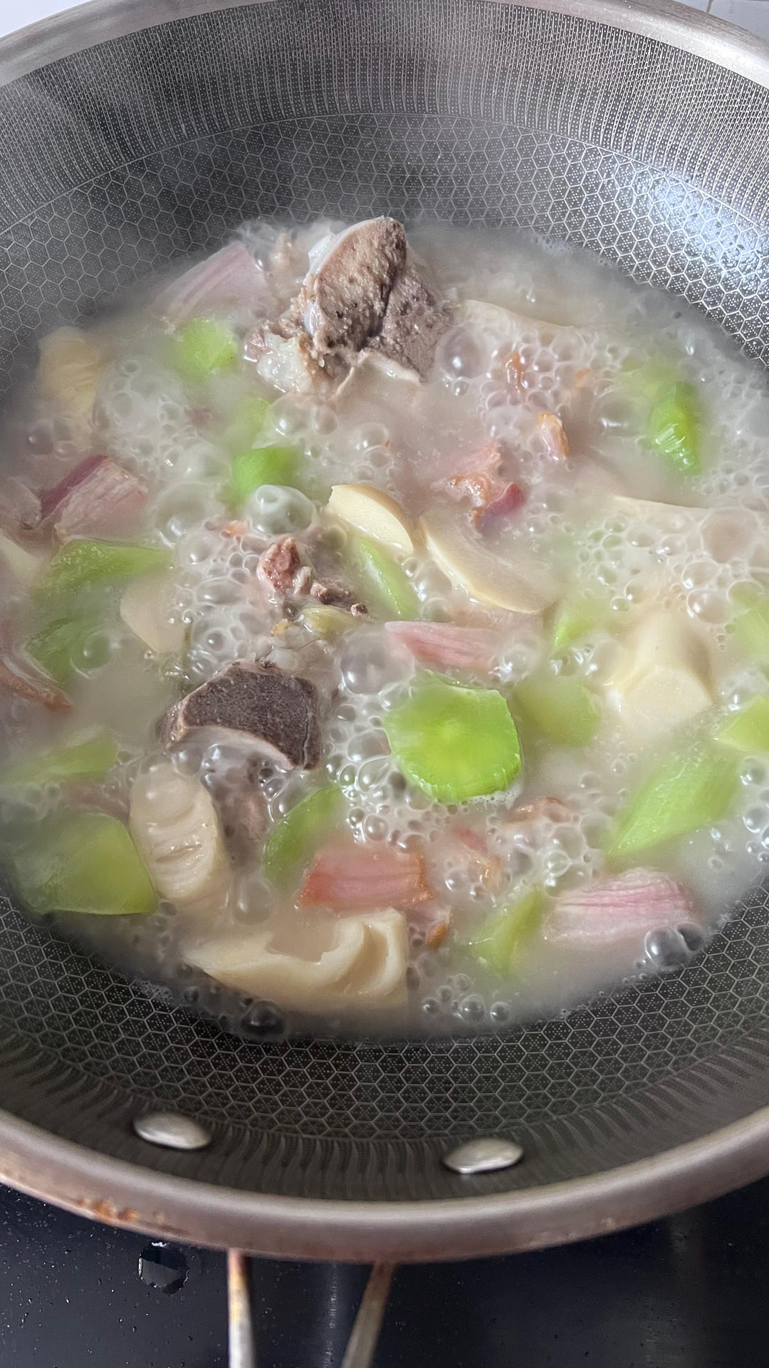 笃笃笃笃腌笃鲜