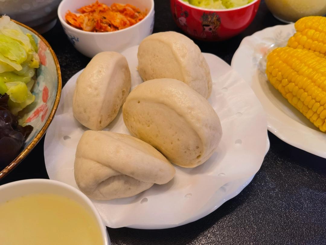 在面包机帮助下蒸馒头