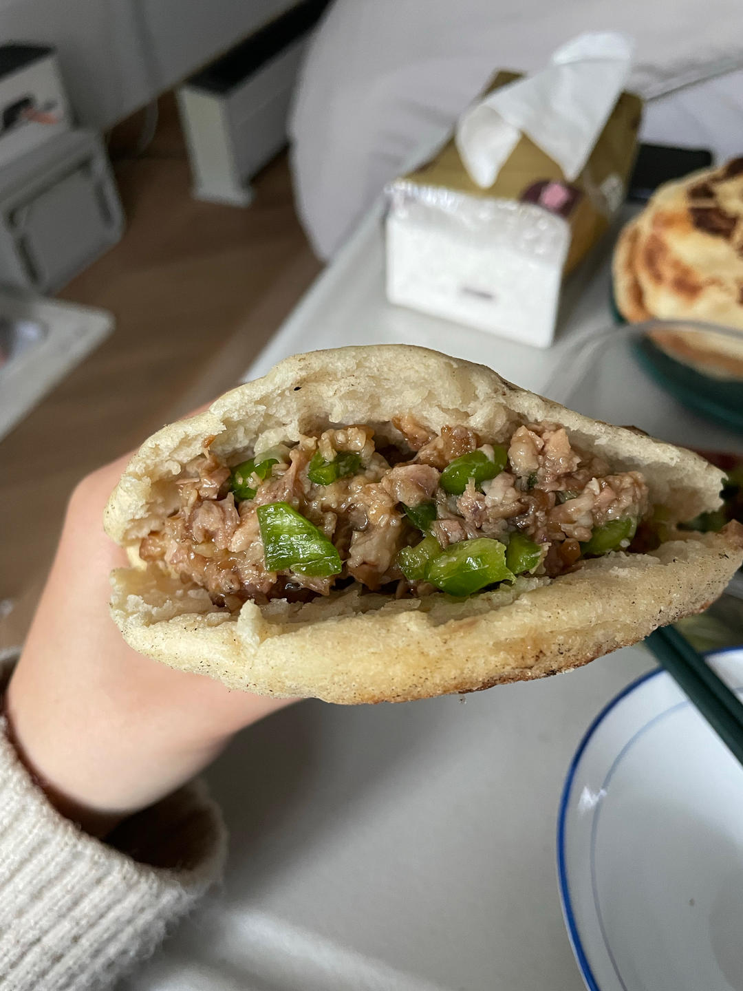 肉夹馍(白吉馍的制作)