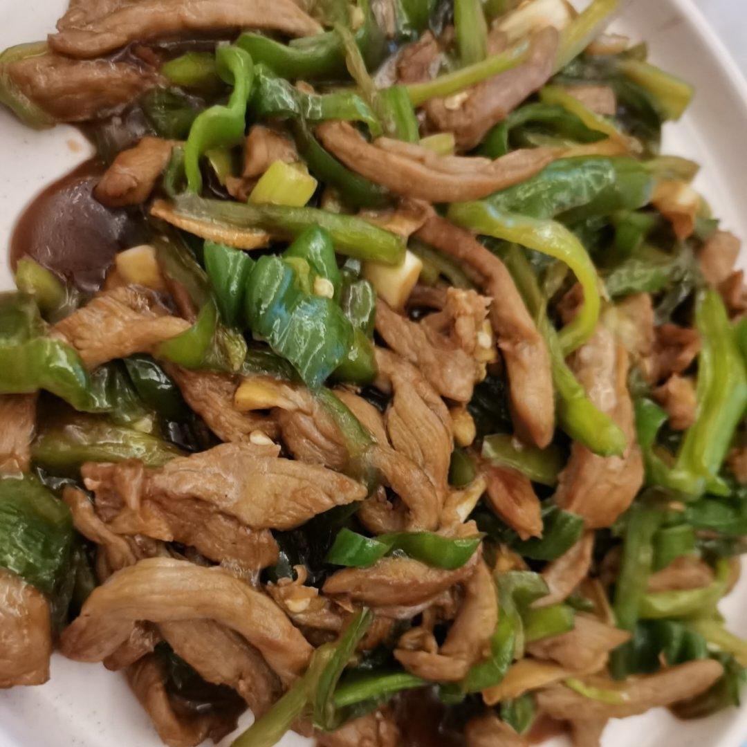 ‼️好吃到舔盘的青椒肉丝盖浇饭