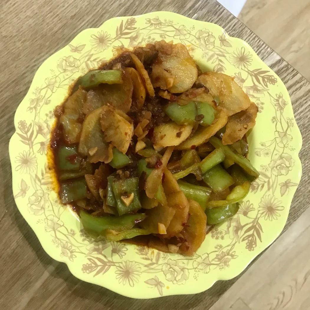 干锅土豆片