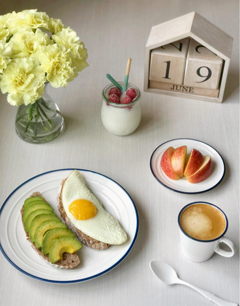 朴素的黑麦面包