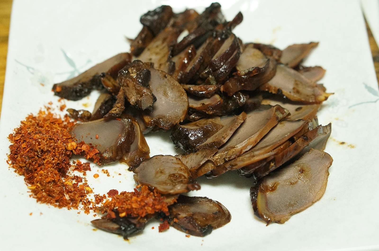 香辣卤鸡胗