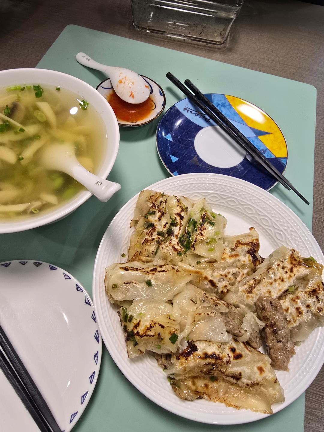 确保零失败 的日料店🥟冰花煎饺🥟