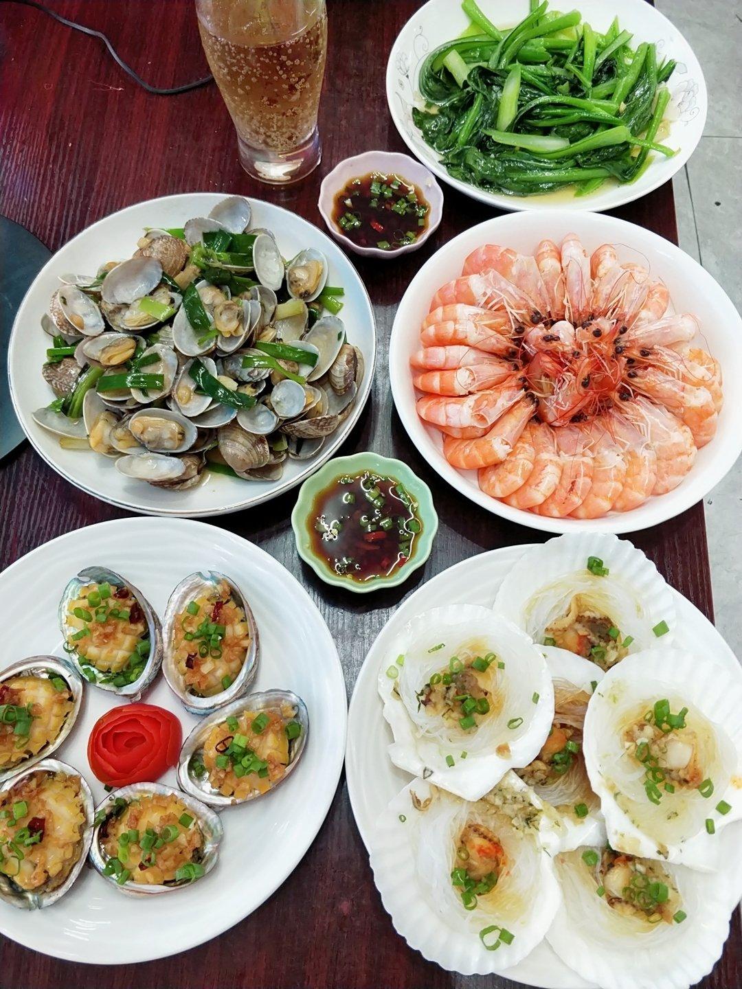 蒜蓉粉丝蒸鲍鱼