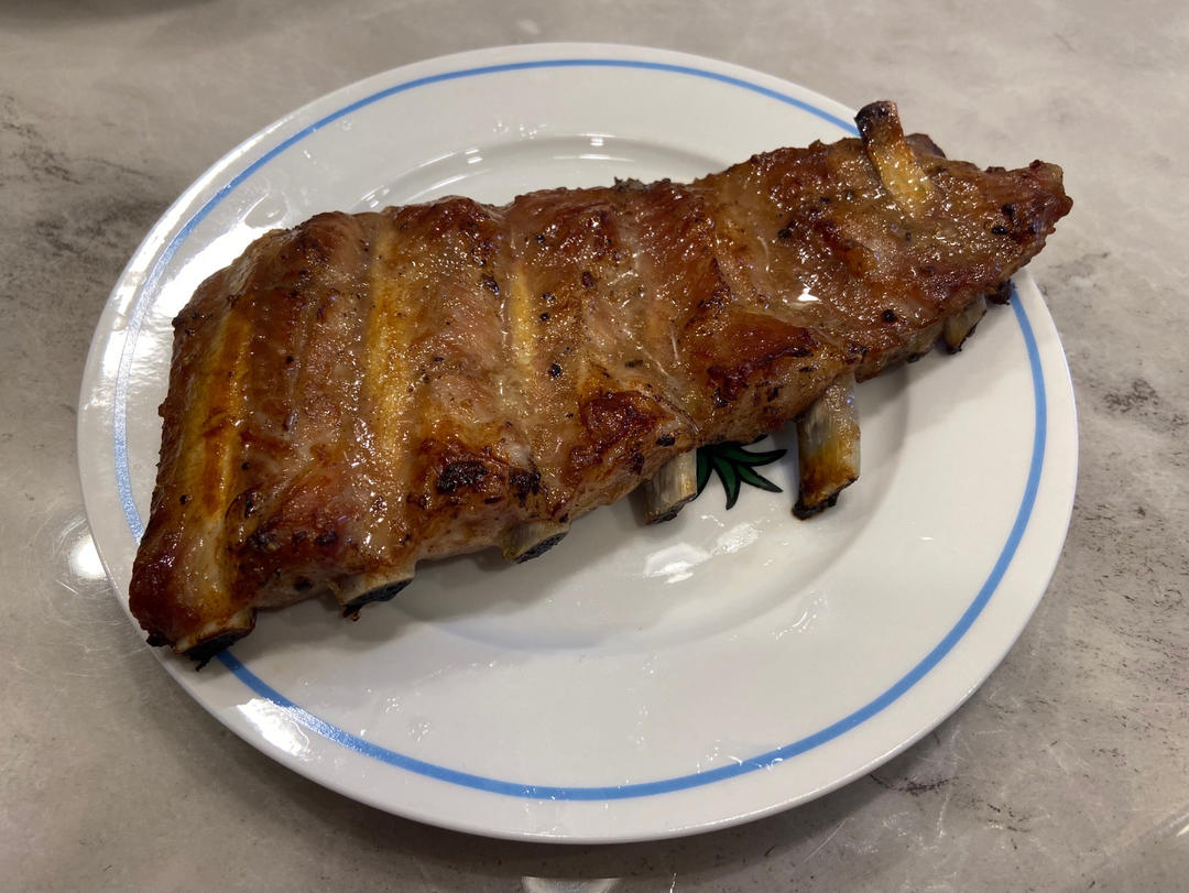 最简单的焦香软糯烤猪肋排