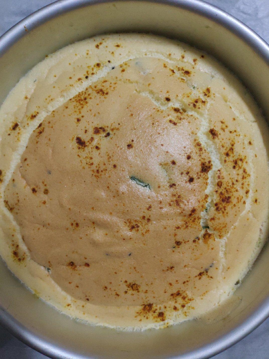 葱香芝麻咸蛋糕