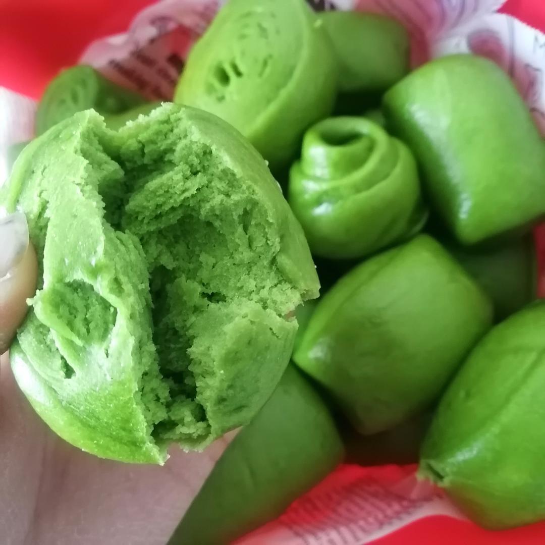 菠菜千层馒头  翠绿蓬松暄软  细腻光滑的秘密   附细节视频