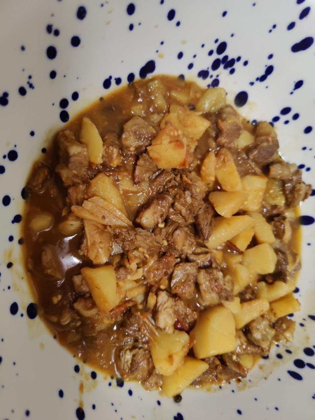 番茄土豆炖牛腩