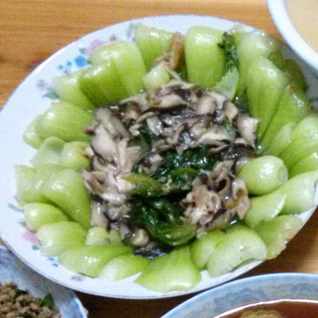 浇汁香菇油菜