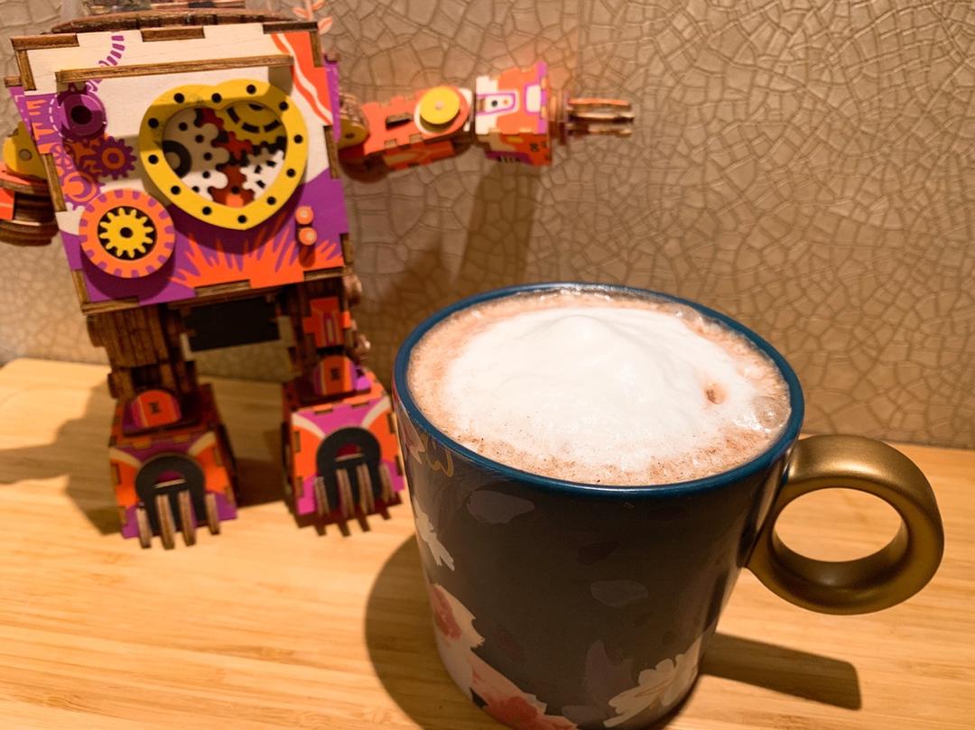 巧克力拿铁（含咖啡）