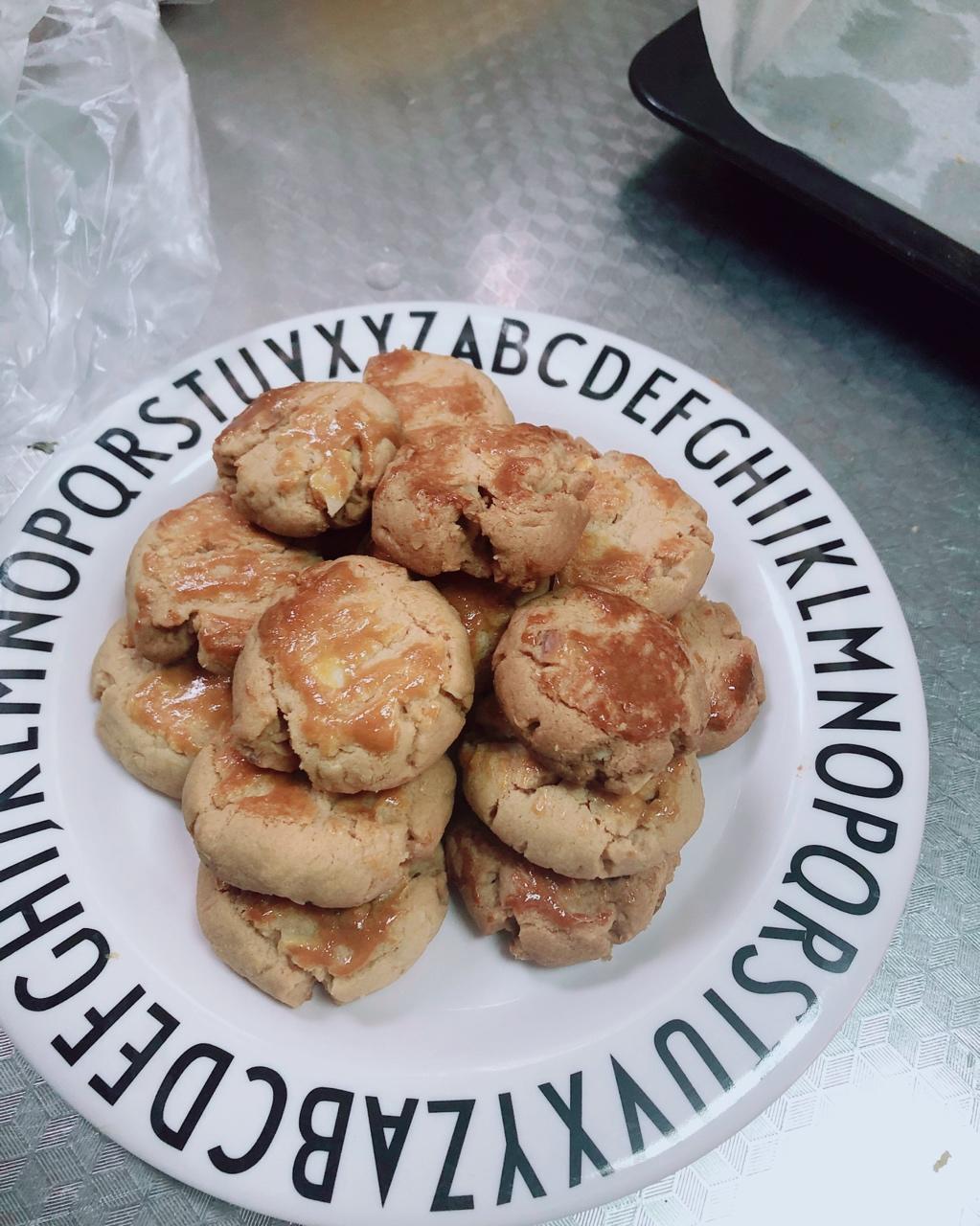 一口停不下花生酥