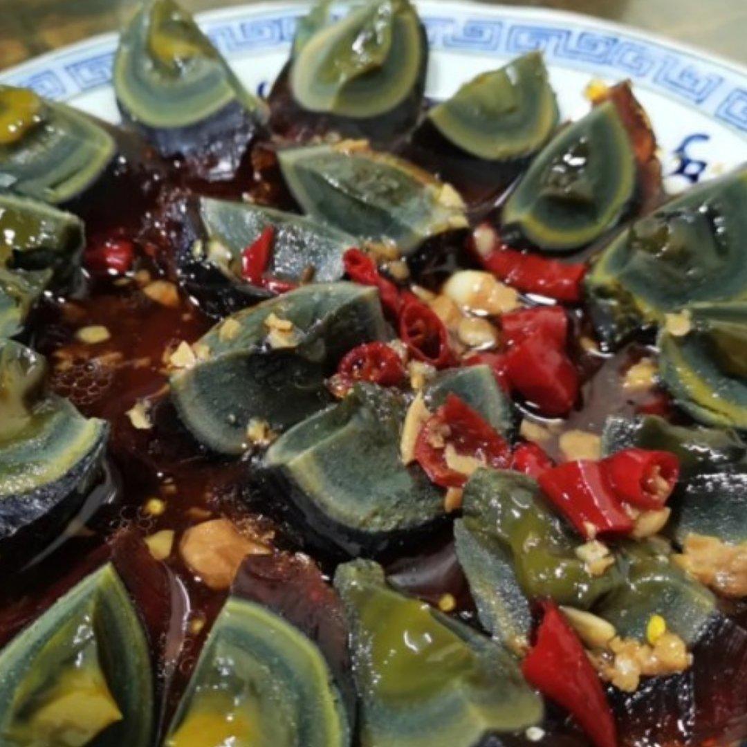 青椒拌皮蛋