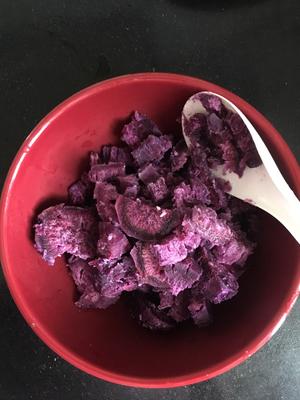 枣泥紫薯包来个健康营养的早餐包的做法 步骤2