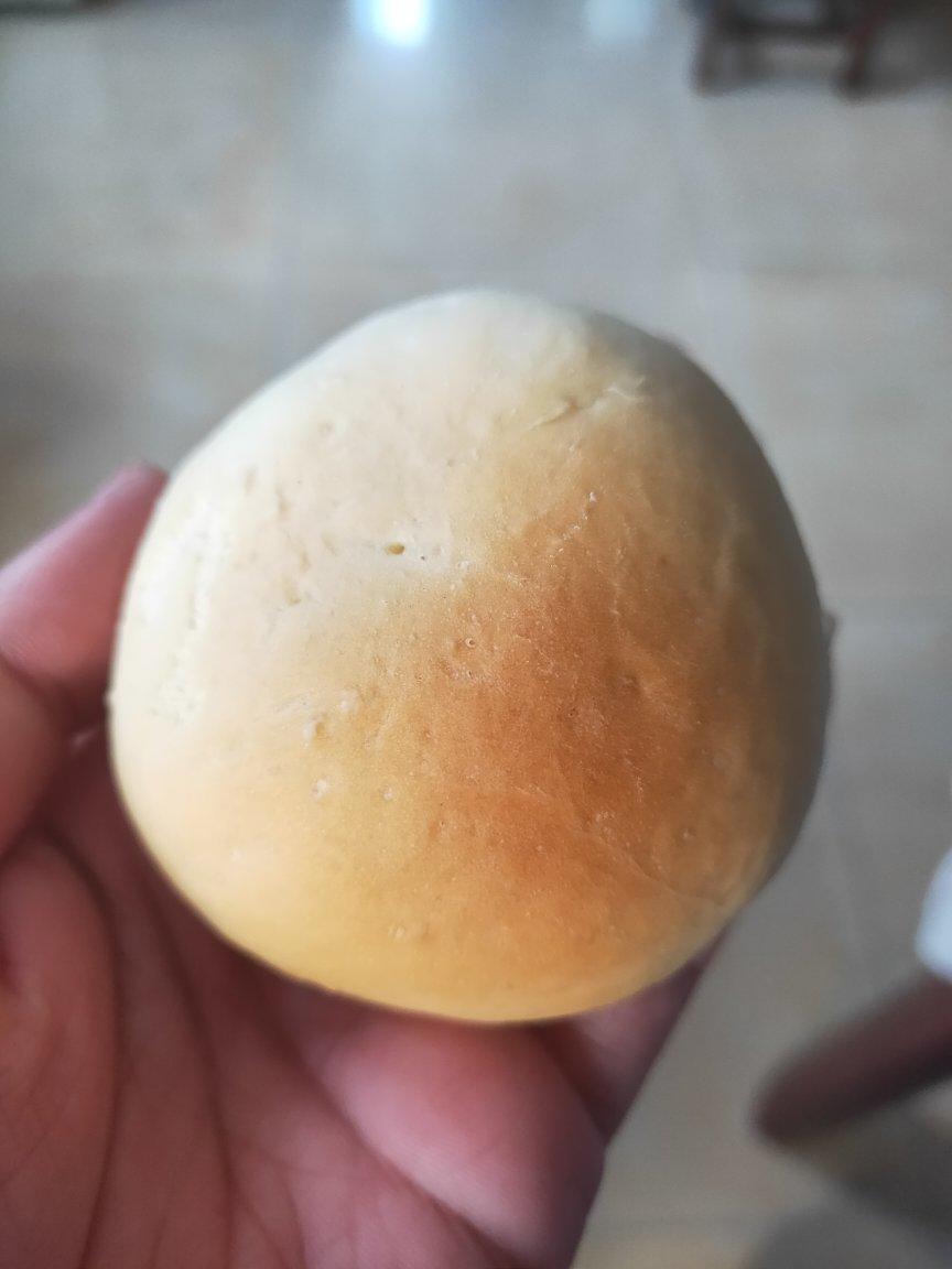 奶香味十足的芋泥软餐包（手揉面团，千石烤箱）