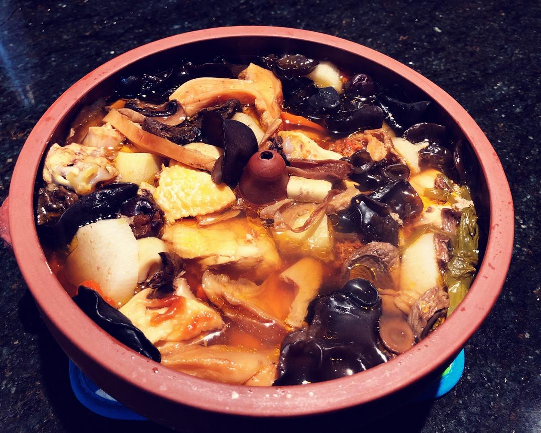 ❤️绑住你的胃❤️ 菌菇汽锅雞🐔🍄