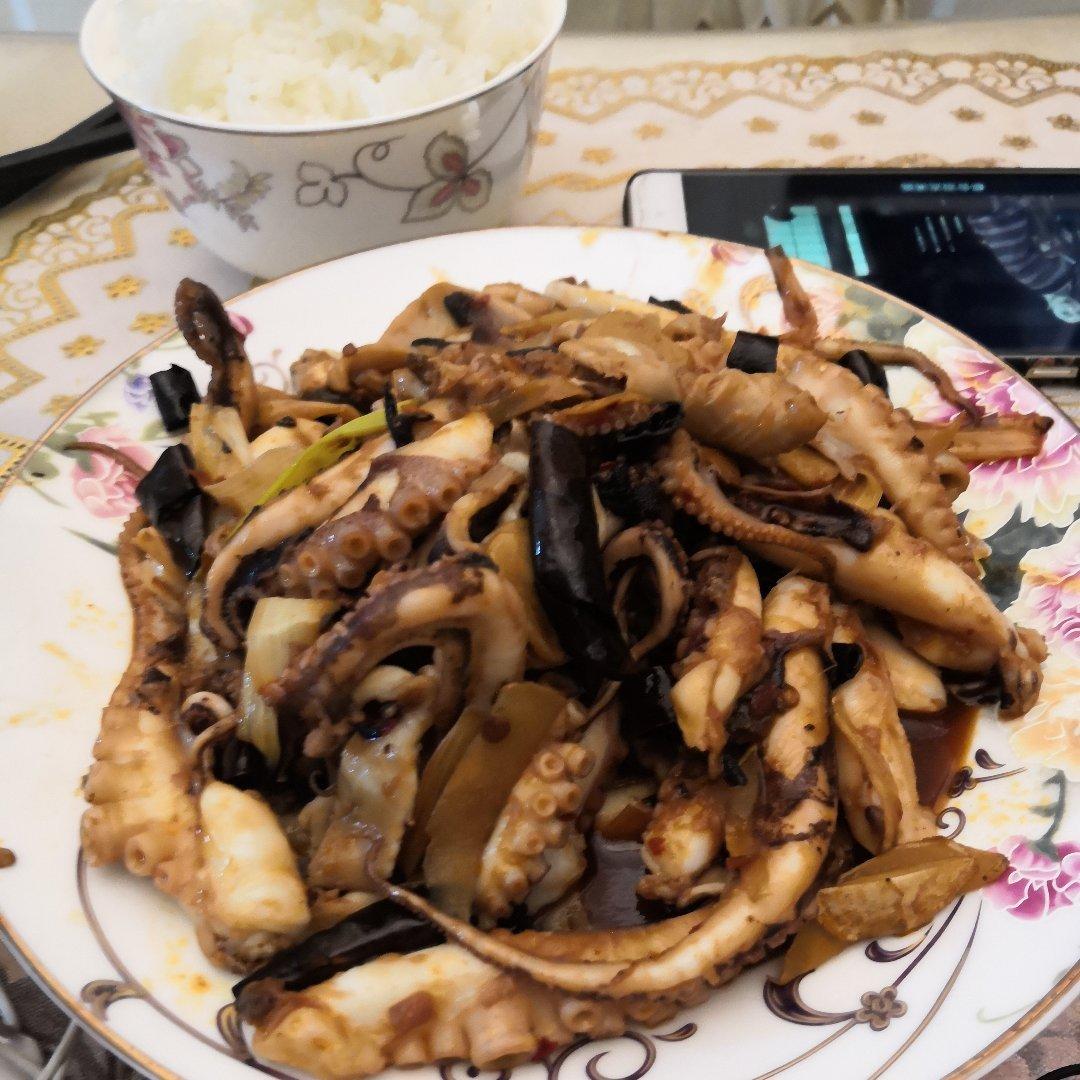 酱爆小章鱼（八爪鱼）