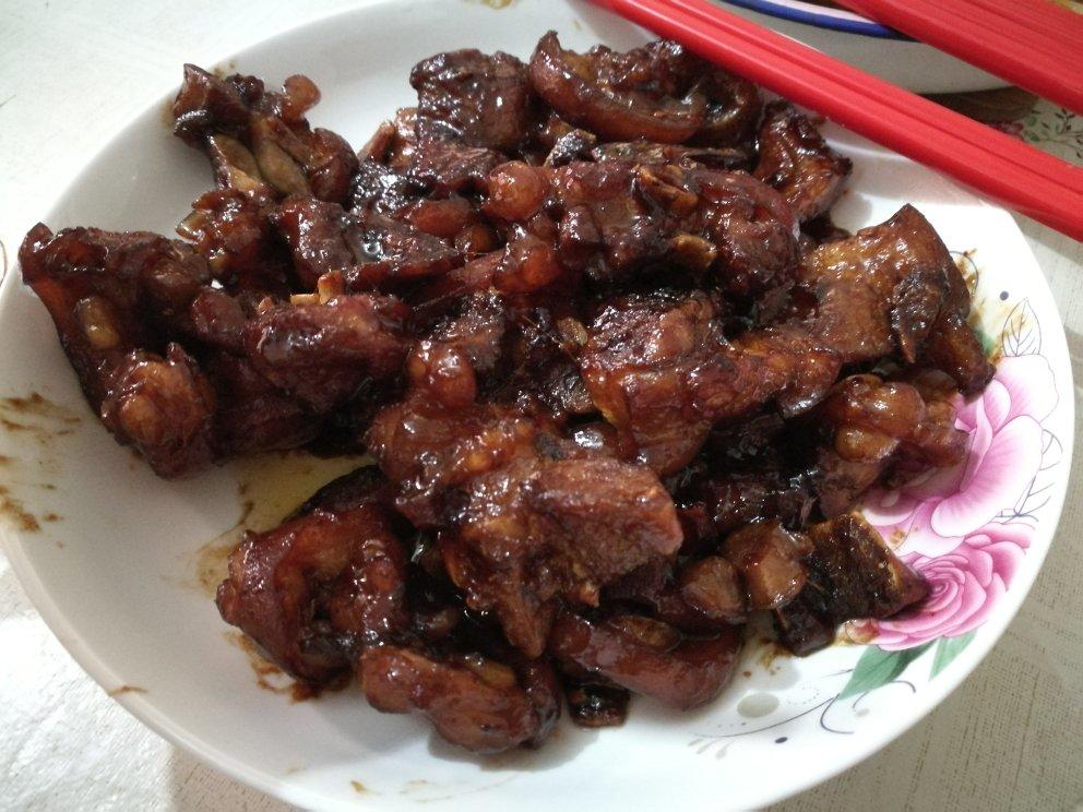 美味的家常菜：红烧猪蹄