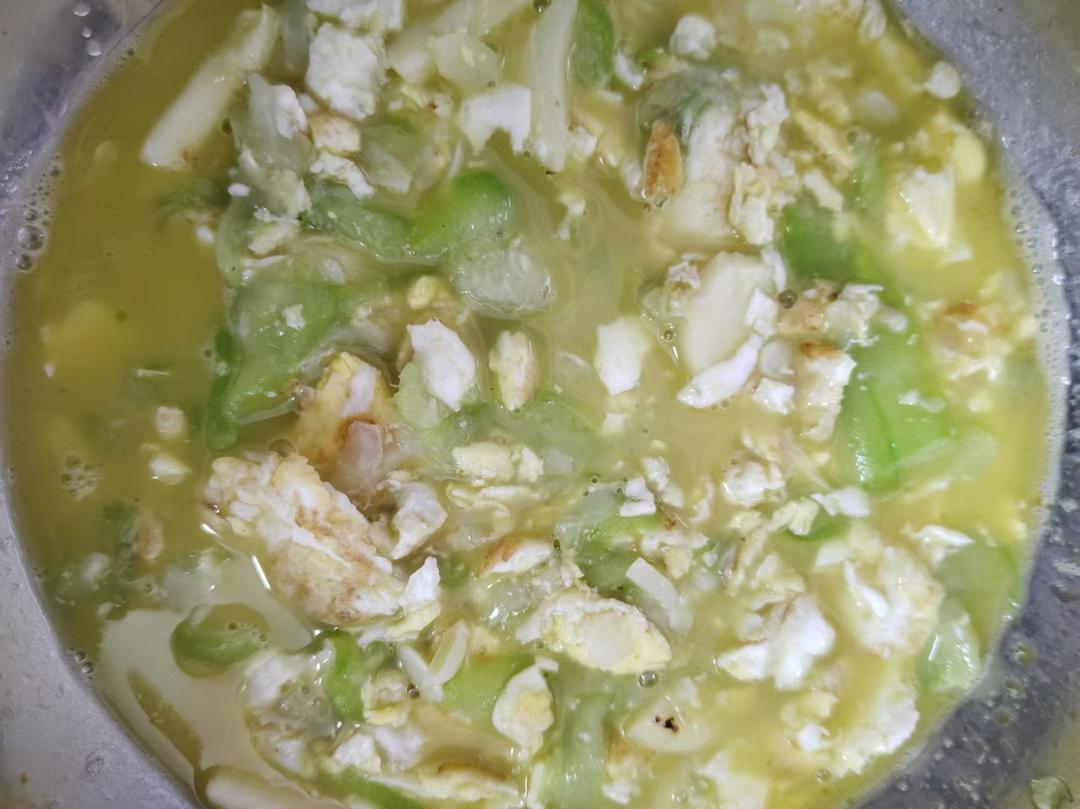 简单快手，五分钟搞定的丝瓜炒蛋