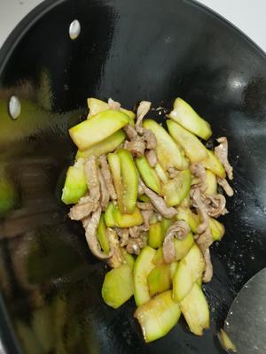 肉片炒葫芦瓜的做法 步骤10