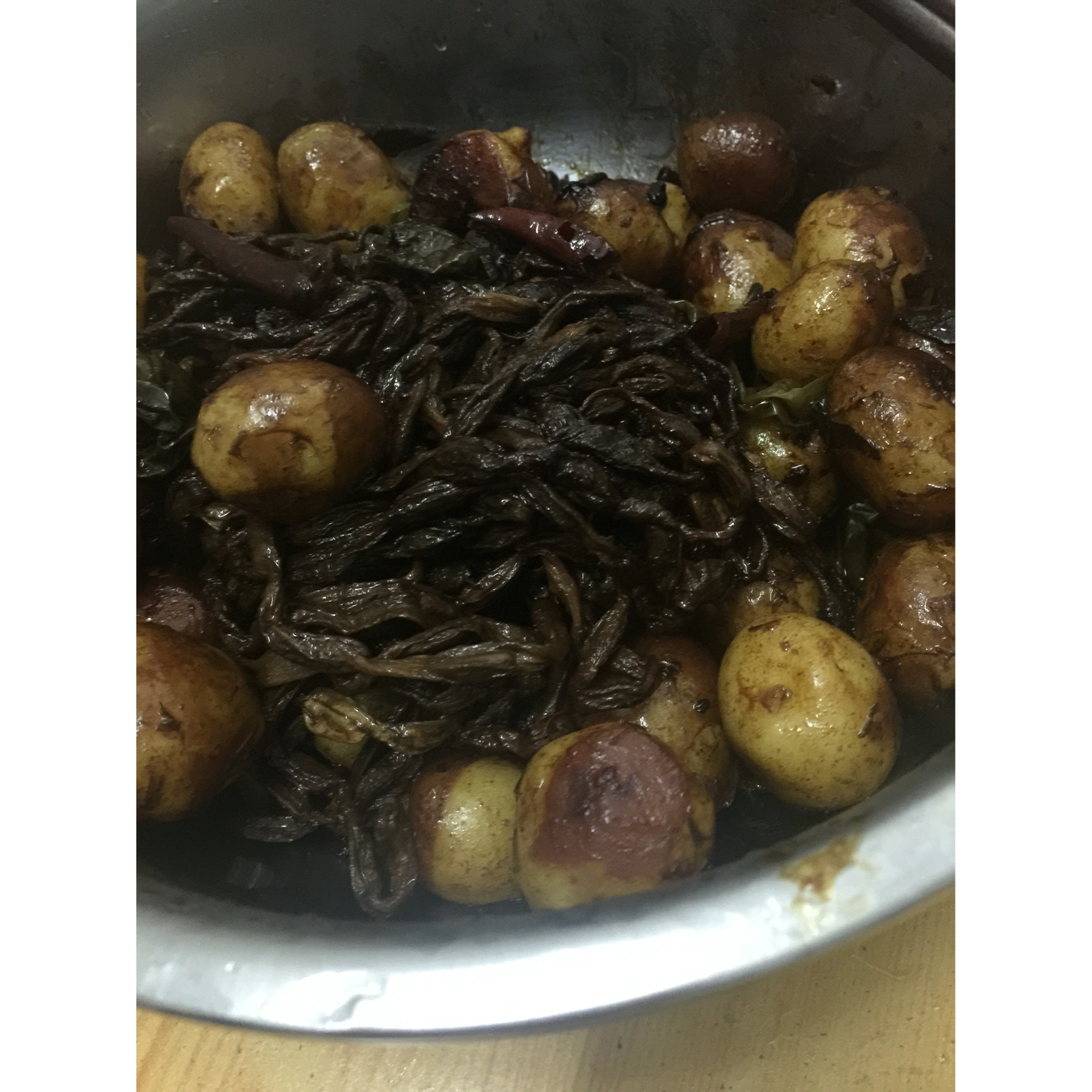 姥姥的东北牛肉烀小土豆咸菜